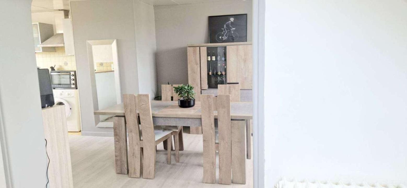 Apartament Le Trinidad Troyes Zewnętrze zdjęcie